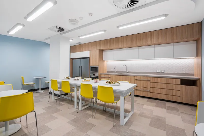 Commercial Tower, 36 Marine Parade, Southport – Offices First Coworking & Serviced Offices — photo 2